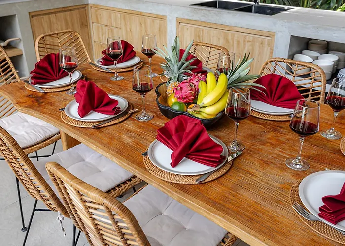 Palm By Optimum Bali,10 Min From Seminyak & Canggu 别墅 科洛布坎