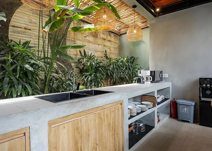 Palm By Optimum Bali,10 Min From Seminyak & Canggu 科洛布坎