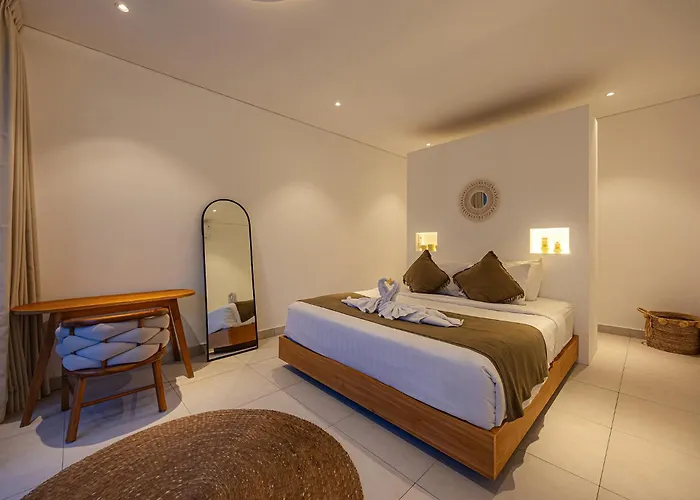 别墅 Palm By Optimum Bali,10 Min From Seminyak & Canggu 科洛布坎