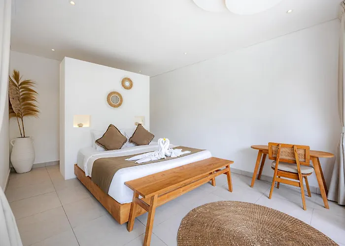 Palm By Optimum Bali,10 Min From Seminyak & Canggu 别墅